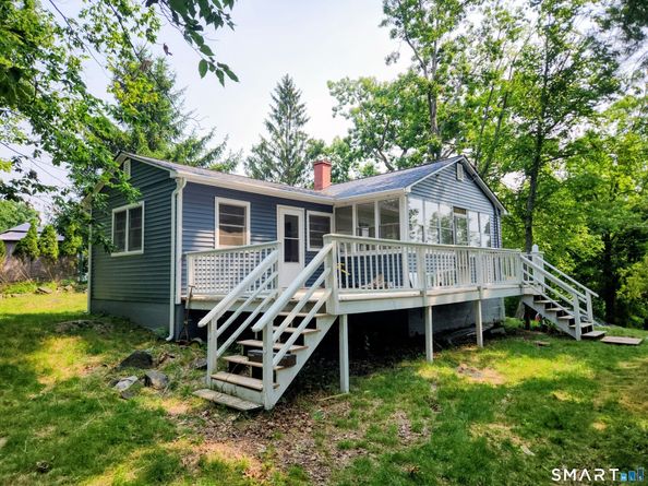 3 Fair Lane, New Fairfield CT 06812
