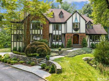 56 Long Lots Road