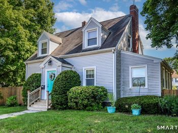 295 Nichols Avenue