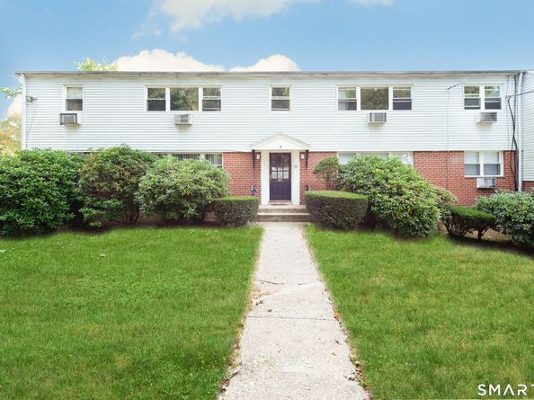 153 Cherry Hill Drive 2B, Bridgeport CT 06606