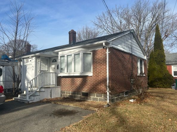 22 Sikorsky Place, Stratford CT 06614