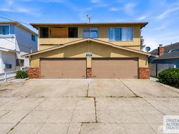 3683 Maybelle Avenue