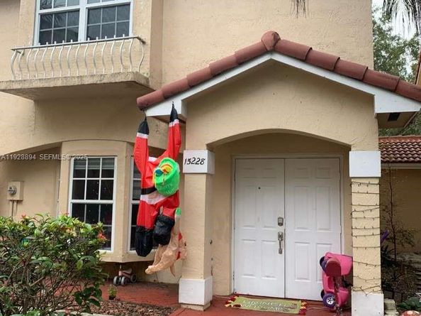 15228 SW 111th St, Miami FL 33196