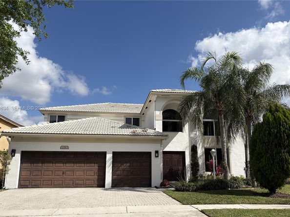 12513 NW 18th Mnr, Pembroke Pines FL 33028