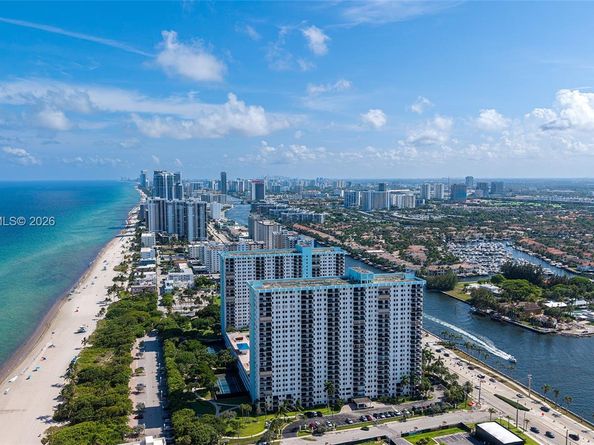 1201 S Ocean Drive 1703N, Hollywood FL 33019