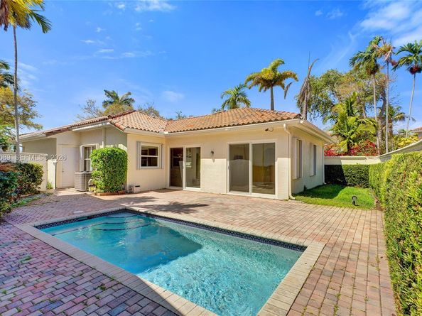 1459 Shoreline Way, Hollywood FL 33019