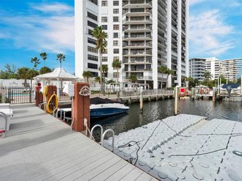 300 Three Islands Blvd