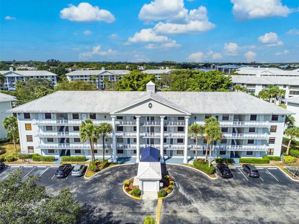 1719 Whitehall Dr 304, Davie FL 33324