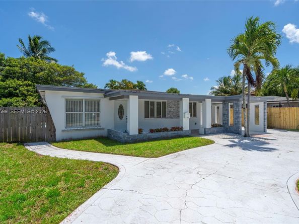 3120 SW 17th St, Fort Lauderdale FL 33312