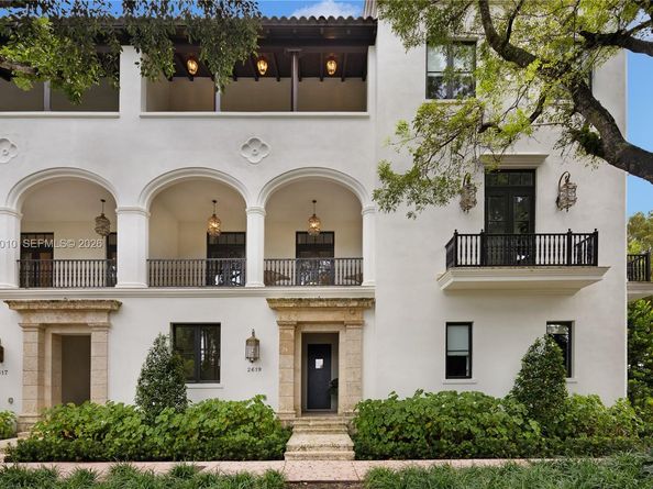 2617 Anderson Rd, Coral Gables FL 33134