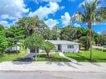 981 NE 152nd St