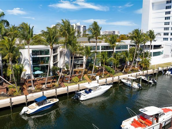 3068 NE 49th St, Fort Lauderdale FL 33308