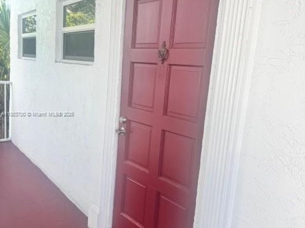 4270 NW 40th St 306, Lauderdale Lakes FL 33319