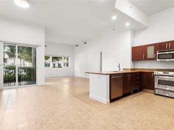 19900 E Country Club Dr