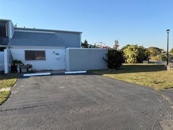 2500 SW 122nd Ct