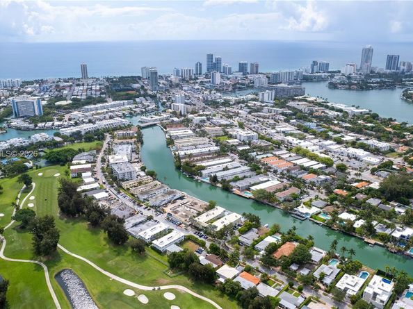 350 S Shore Dr 4, Miami Beach FL 33141