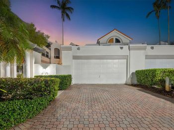 6720 SW 88th Ter