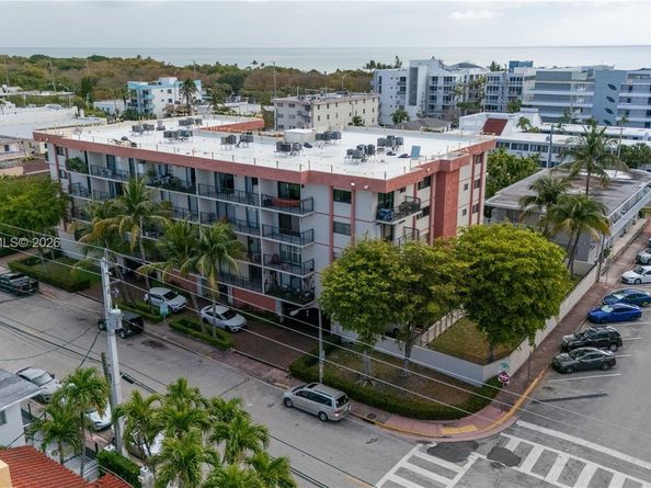 7801 Abbott Ave 302, Miami Beach FL 33141