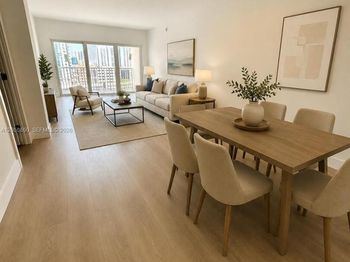 300 Bayview Dr