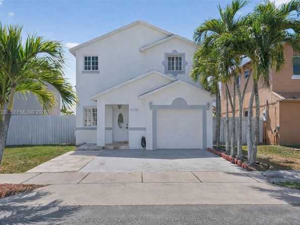13758 SW 160th Ter, Miami FL 33177