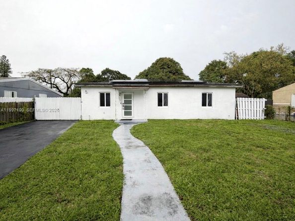 1215 Kasim St, Opa-Locka FL 33054