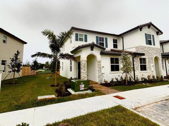 12210 NW 24th Pl, Miami FL 33167