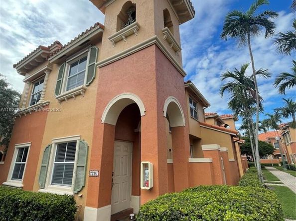 2201 Clipper Pl 5405, Dania Beach FL 33312