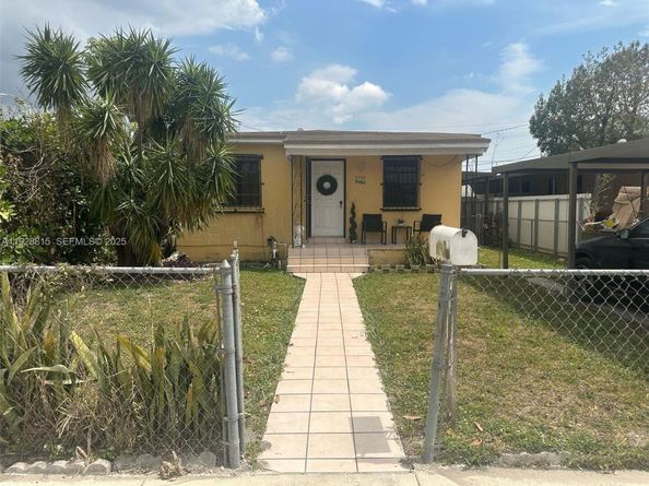 4465 E 8th Ln, Hialeah FL 33013