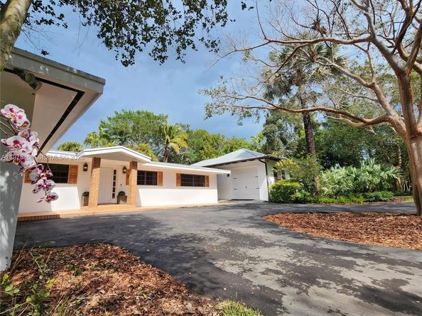 6065 SW 133rd St, Pinecrest FL 33156
