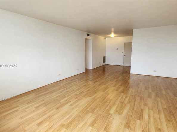 7441 Wayne 8O, Miami Beach FL 33141