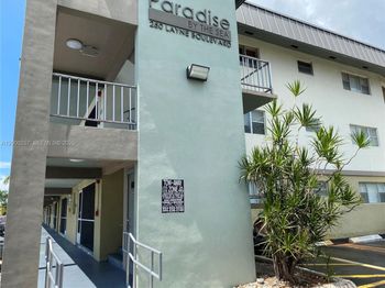 250 Layne Blvd