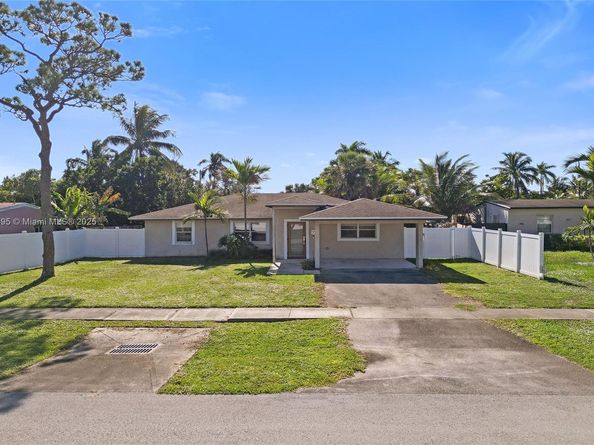 3350 Berkeley Blvd, Fort Lauderdale FL 33312