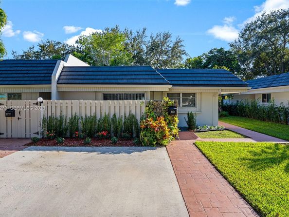 8134 SW 83rd St, Miami FL 33143