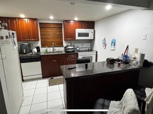 201 178th Dr 308, Sunny Isles Beach FL 33160