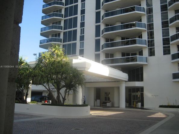 Undisclosed Address #A11956044, Miami Beach FL 33140