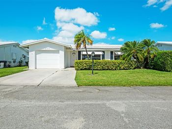 2103 SW 20th Cir