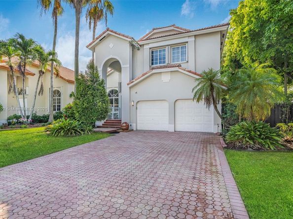 5805 NW 108th Pl, Doral FL 33178