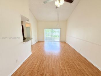 3453 NW 44th St