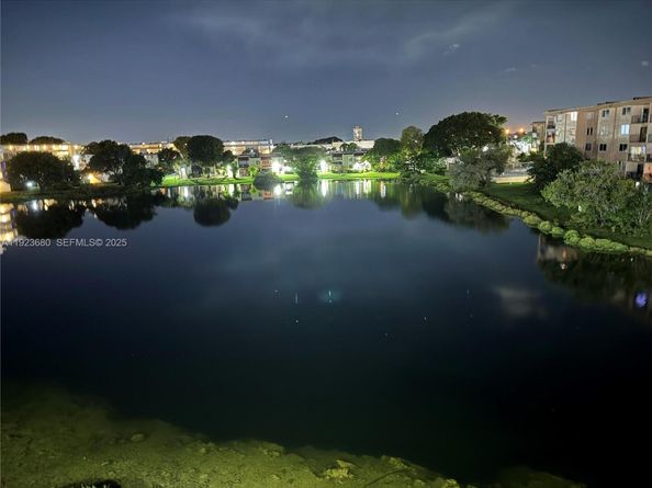 506 NW 87th Ave 406, Miami FL 33172