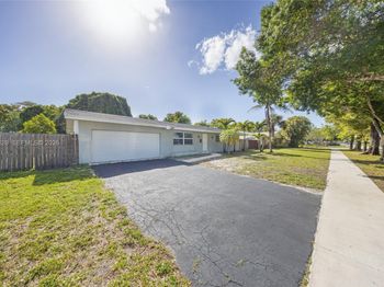 1320 NW 72nd Ave