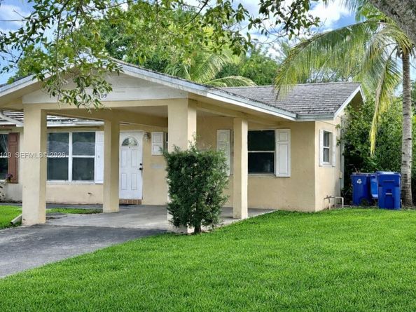 3809 NW 84th Ave, Coral Springs FL 33065