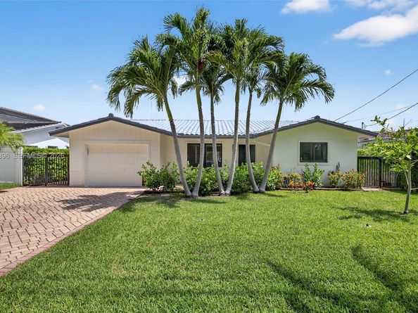 2481 SE 15th St, Pompano Beach FL 33062