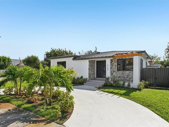 5152 SW 6th St, Miami FL 33134