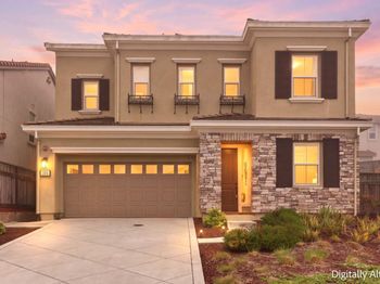 106 Miraluna Way