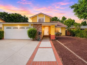 3350 Woodside Lane