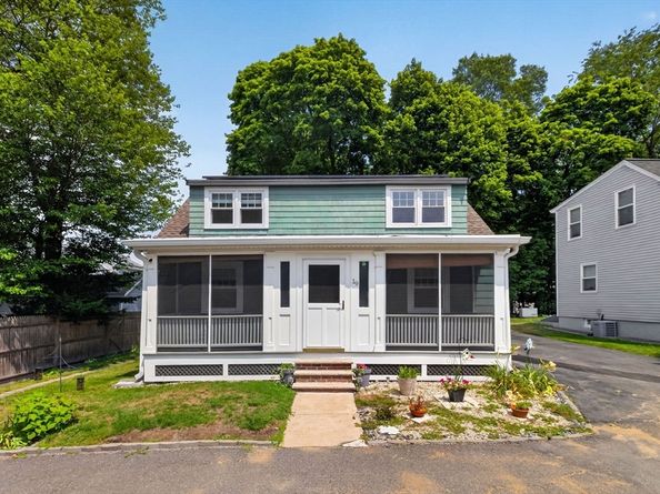 19 Springvale Ln, Lynn MA 01904