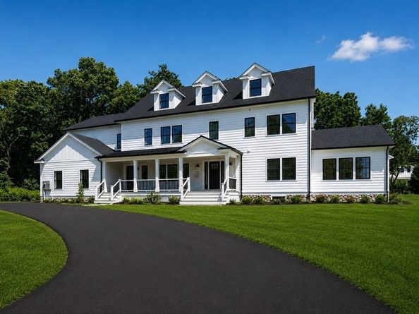11 Viking Road, Winchester MA 01890