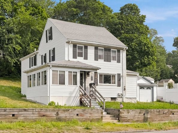 277 Lincoln Ave, Saugus MA 01906