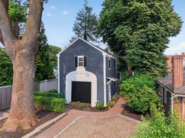 3 Federal Ct 3, Salem MA 01970