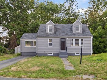 3 Hendricks St